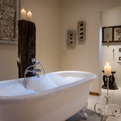 Bayete Bathroom honeymoon