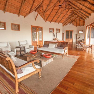 Kwando Tau Pan lounge area