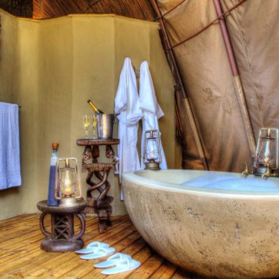 honeymoonbath-oku-11288_hi-res