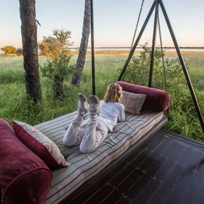 swing to view