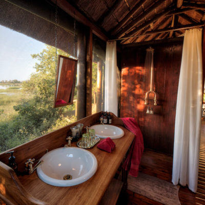 8Mapula-Lodge-View-from-the-bathroom